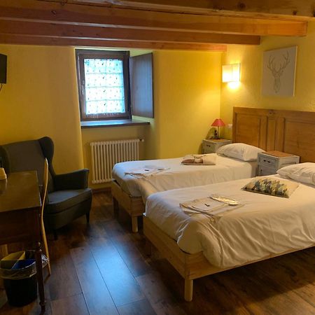 Rifugio Lilla Bed and Breakfast La Thuile Eksteriør billede